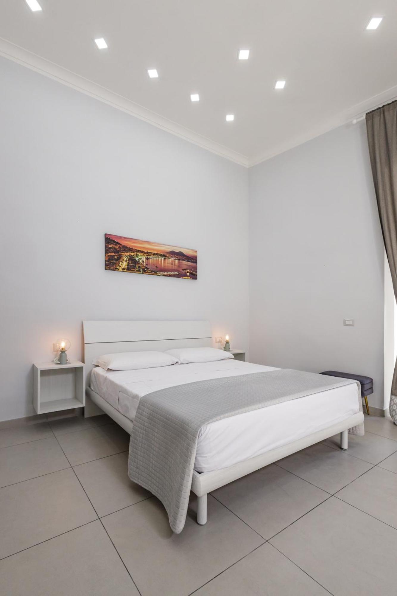 Caroline'S House Otel Napoli Dış mekan fotoğraf