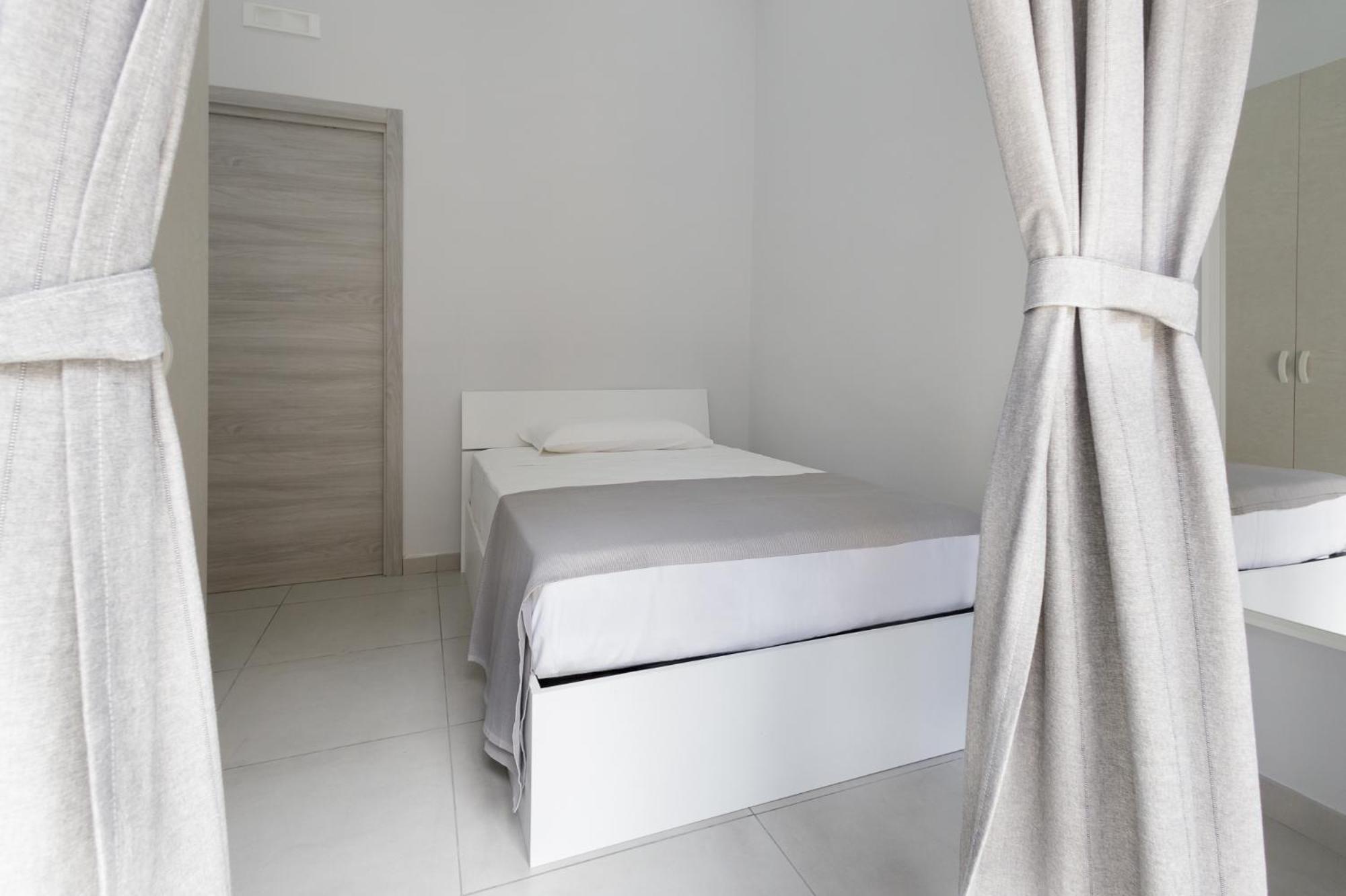 Caroline'S House Otel Napoli Dış mekan fotoğraf